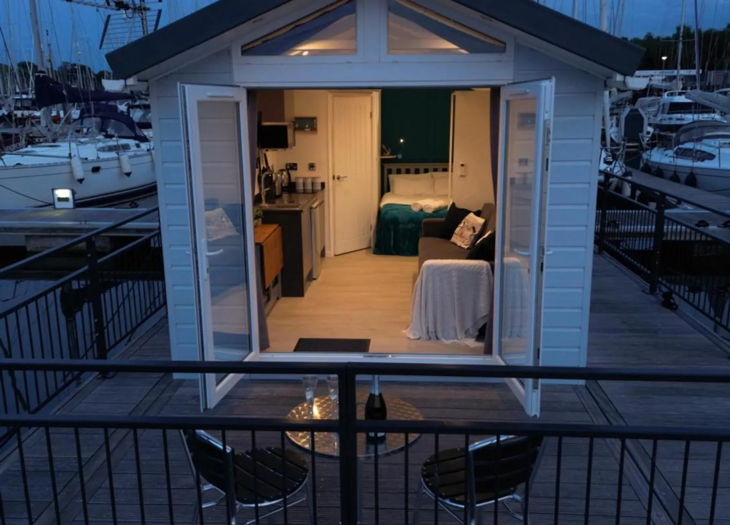 Mercury Yacht Harbour And Holiday Park Bursledon